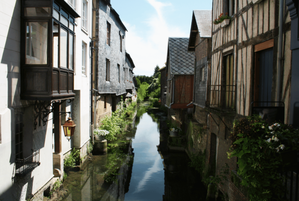 Pont-Audemer Canal
