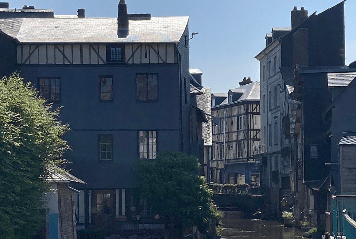 Pont-Audemer Canal