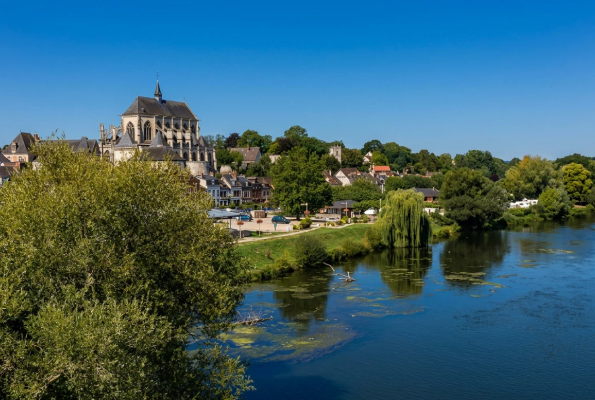 Pont de l'Arche vue générale