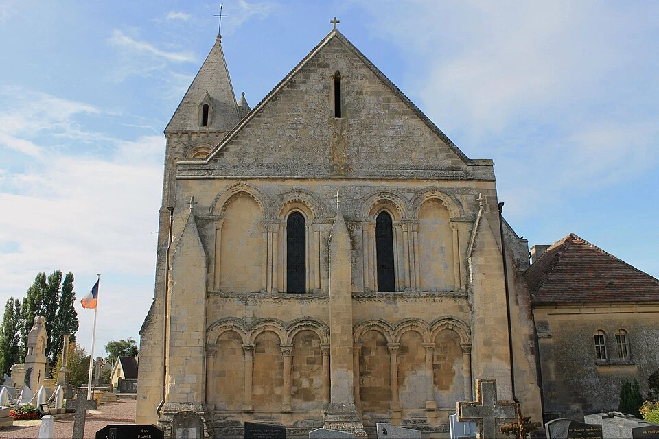Saint-Contest_église_Saint-Contest_chevet