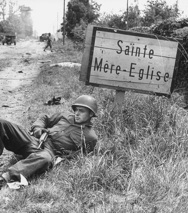 Sainte Mere l'Eglise débarquement 1944 2