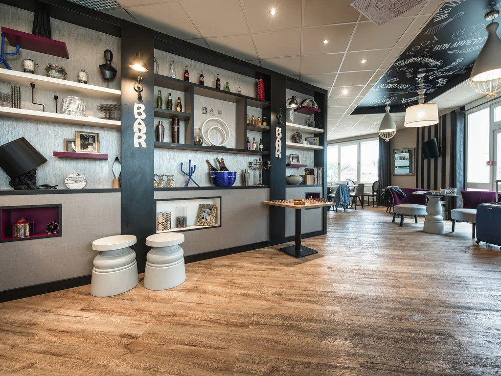 Salon et bar