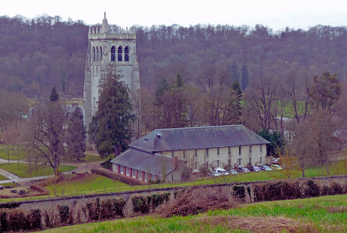 Vue Abbaye Notre-Dame du Bec de Bec-Hellouin