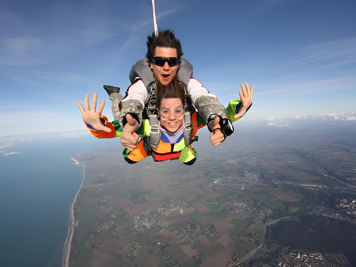Abeille ParachutismeAbeilleParachutisme-2019-1