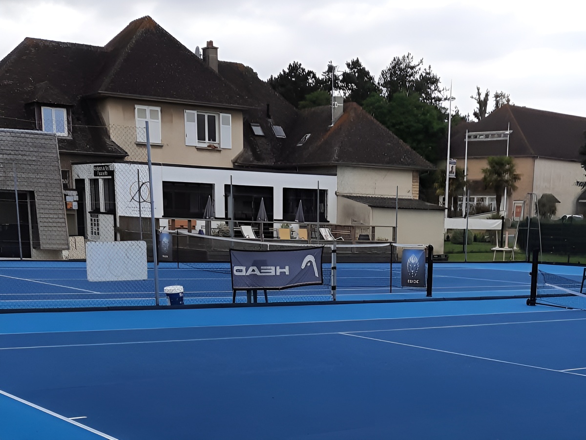 académie de tennisCourt tennis extérieur