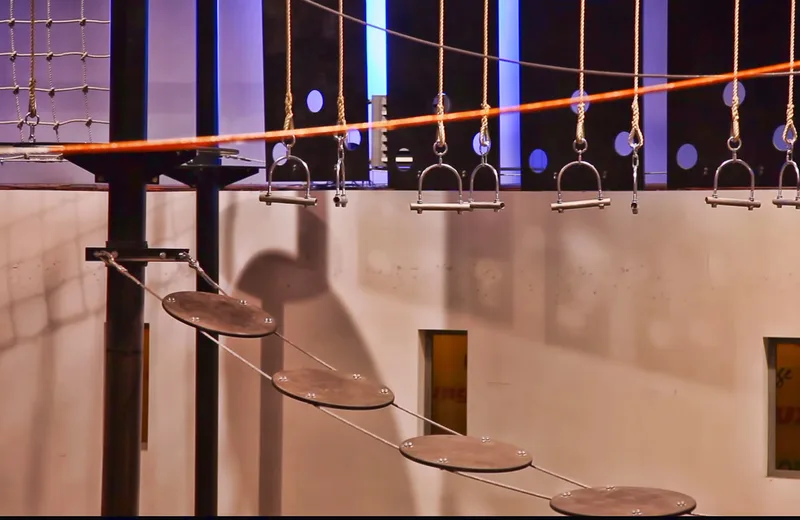 Parcours accrobranche indoor Art Sport café
