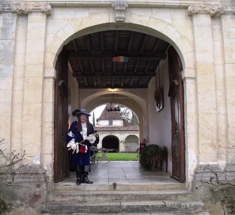 OT des LuysAccueil en costume - Château de Gaujacq
