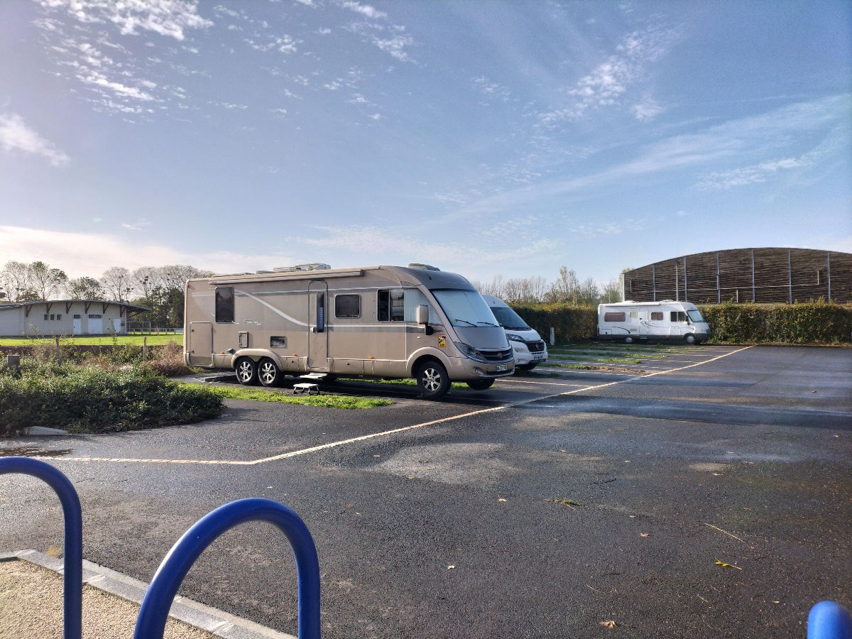 mairie de Colleville-MontgomeryAire de camping-cars Colleville-Montgomery 1