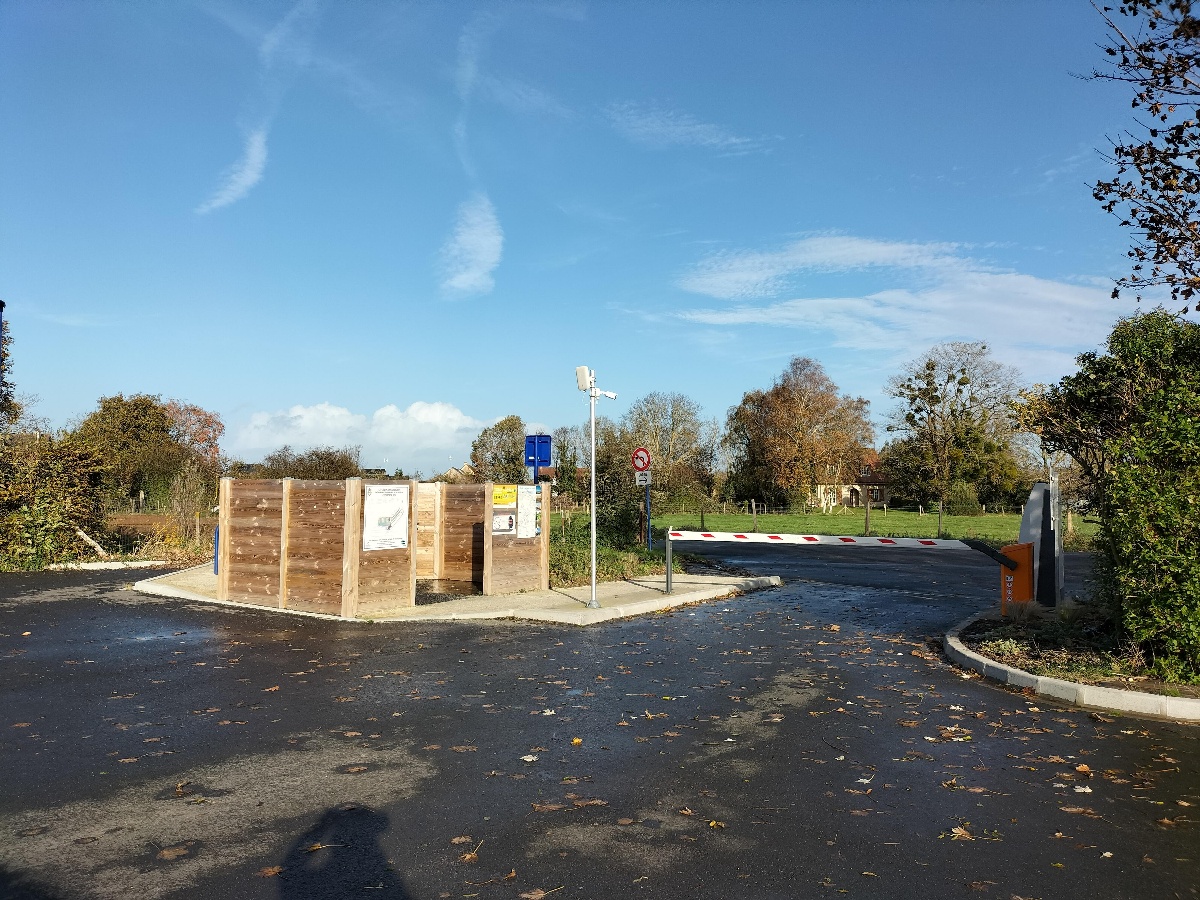 mairie de Colleville-MontgomeryAire de camping-cars Colleville-Montgomery 2
