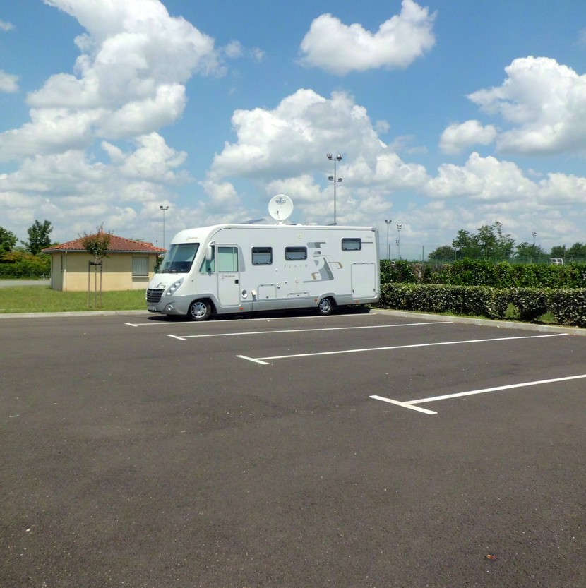 Villeneuve-de-MarsanAire de camping-cars à Villeneuve de Marsan (4)