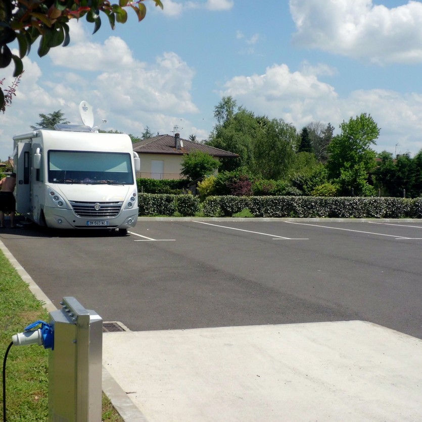 Villeneuve-de-MarsanAire de camping-cars à Villeneuve de Marsan (7)