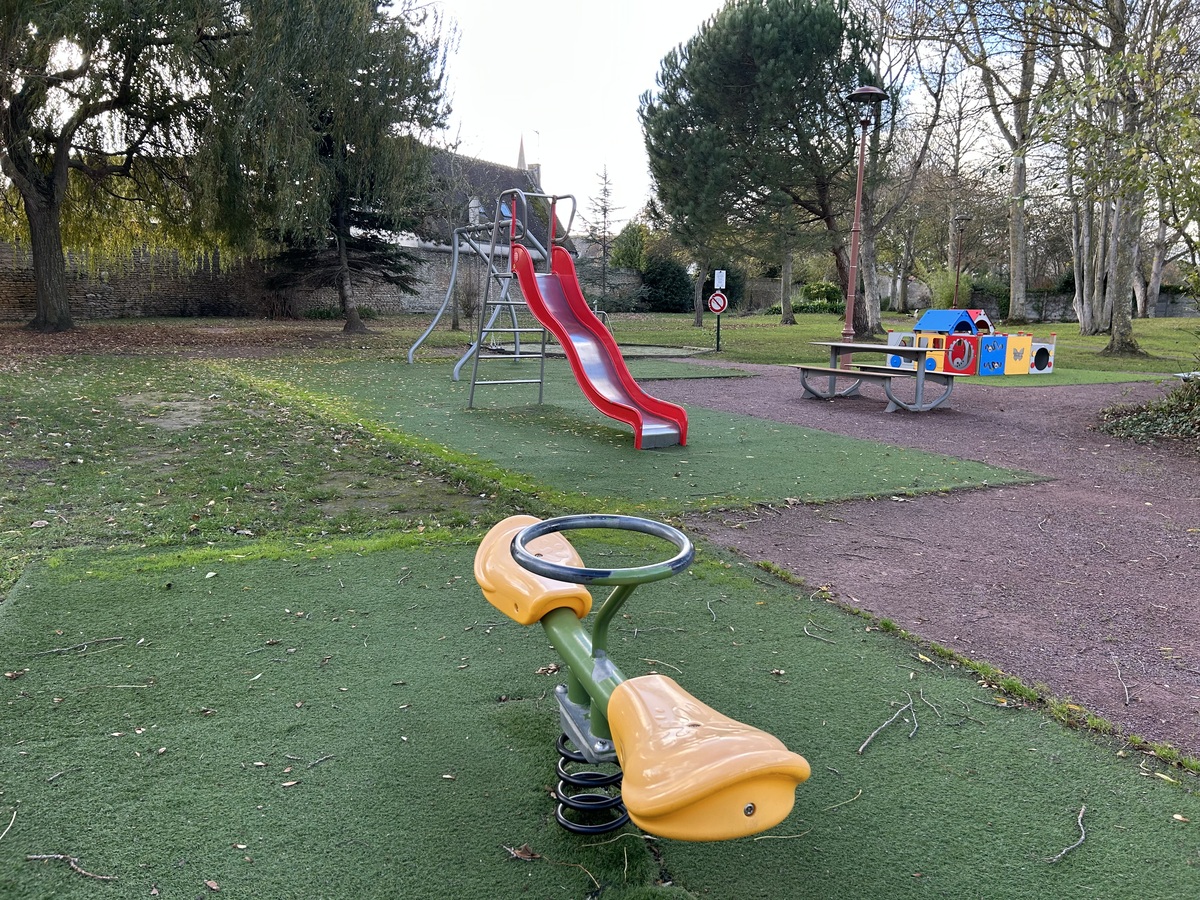 Orane Trinitéaire-de-jeux-parc-barthelemy-bernières-taptap