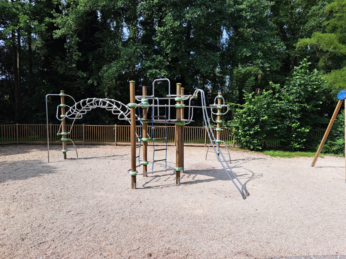 D.Coudray CALNAire de jeux pour enfants Beuvillers