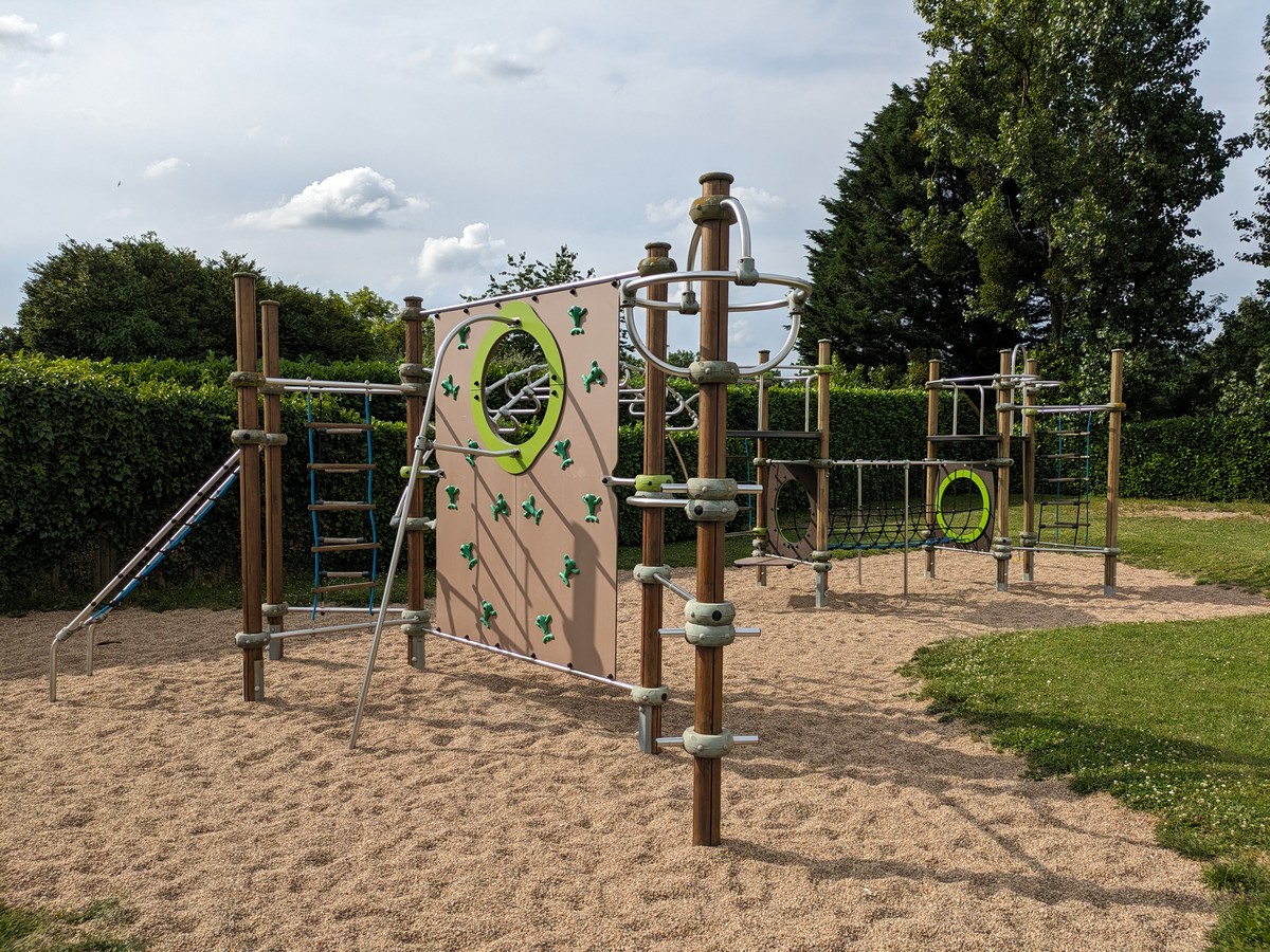 CALNAire de jeux pour enfants Le Pin
