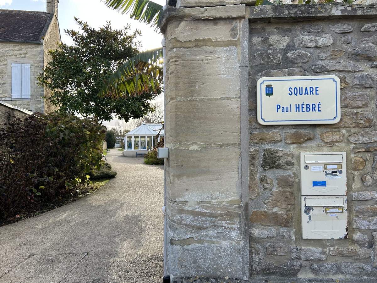Orane Trinitéaire-paul-herbé-saint-aubin-entrée