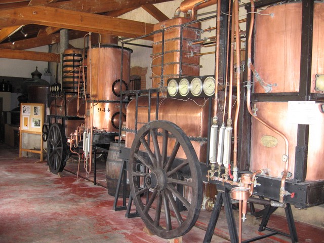 © chateau garreauAlambic au château Garreau