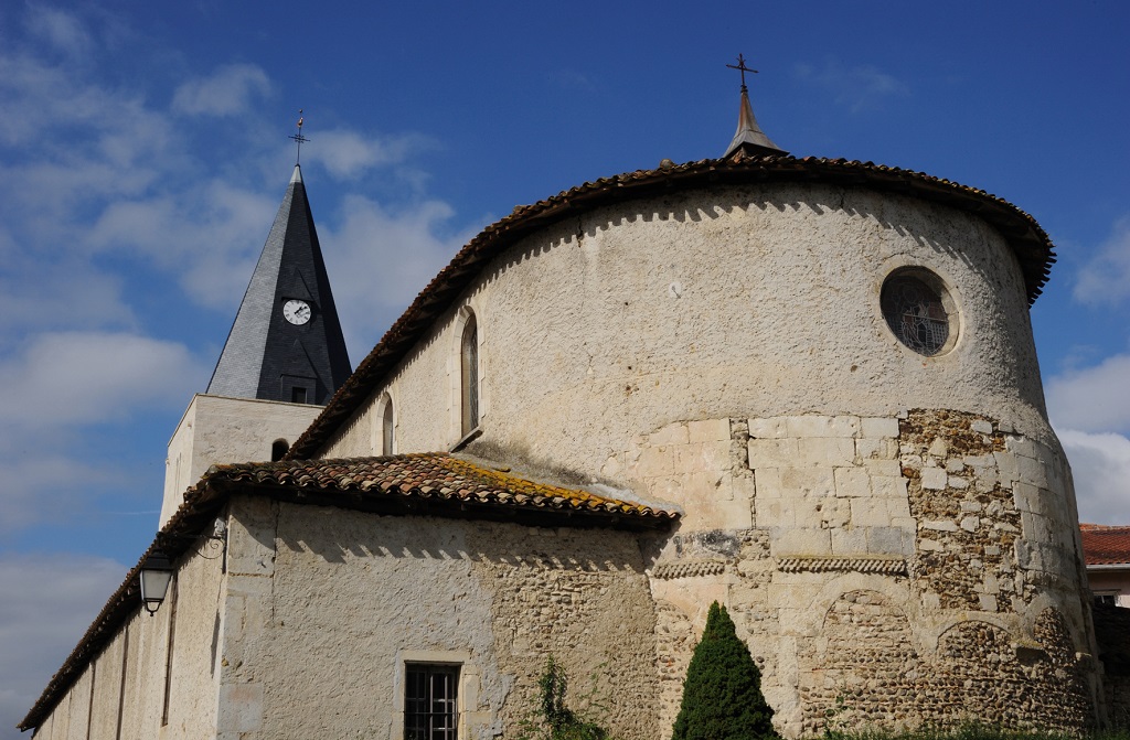 Anne Lanta www.kreaphoto.com2012_AMOU_Eglise-002