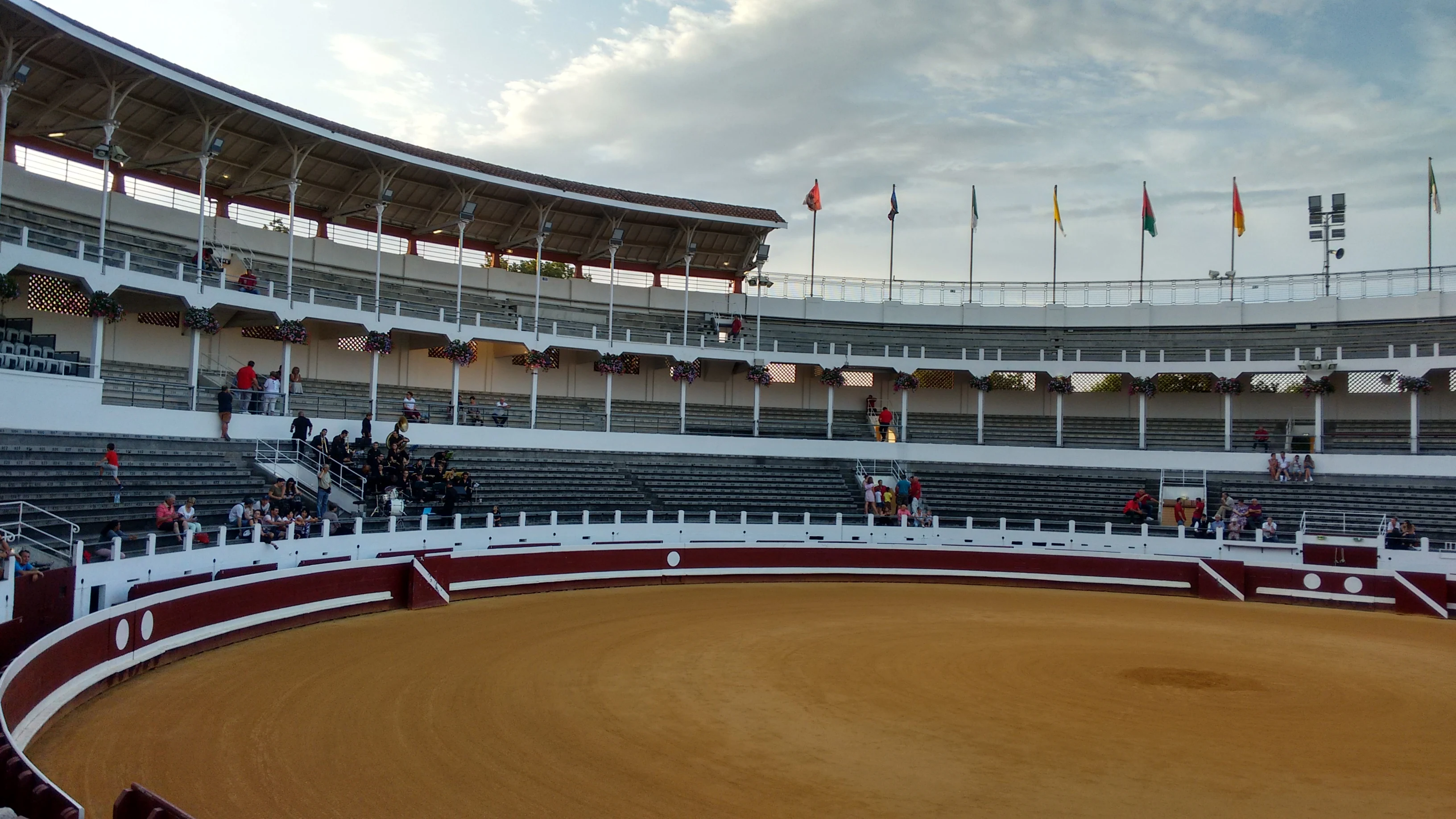 Arènes de Dax-3.jpg