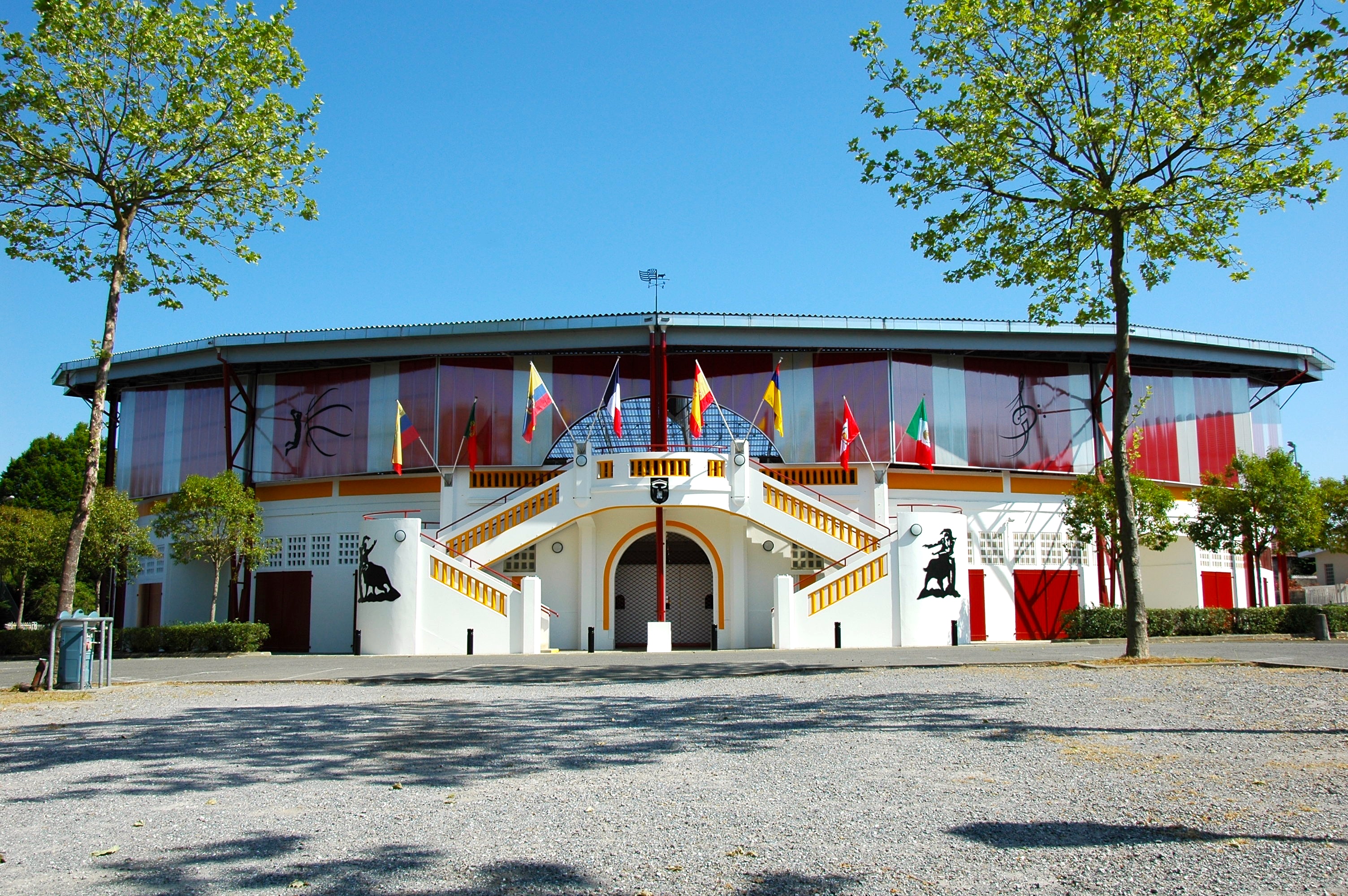 Mairie de Pomarez2018_POMAREZ_Arènes-1