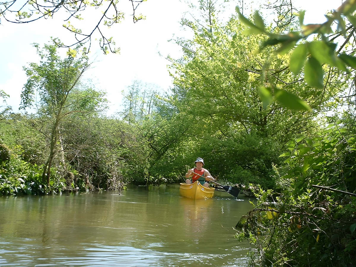 USPCKAu départ de Vendeuvre, la Dives en canoë
