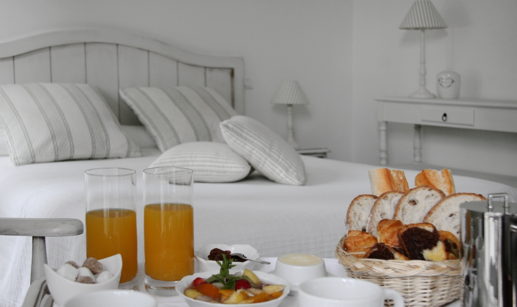 auberge des pinsAuberge des pins ch petit déj web