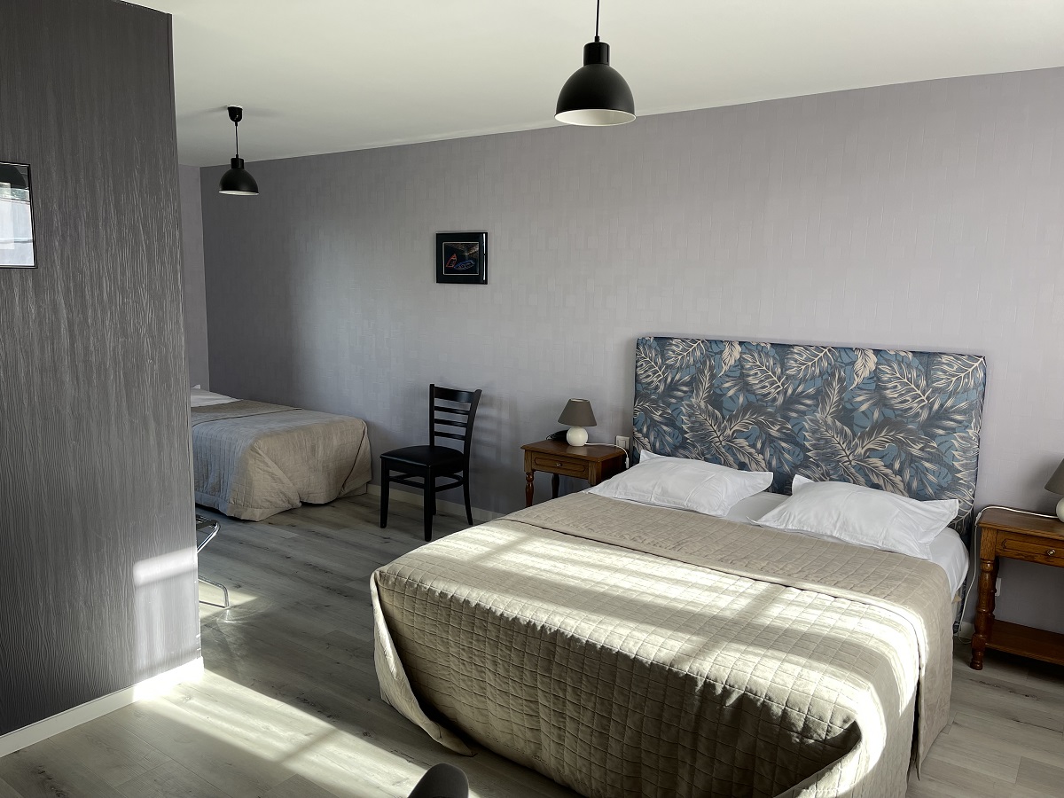 propriétaireauderville-hotel-du-cap-ch-triple