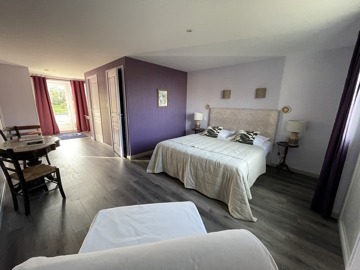 propriétaireauderville-hotel-du-cap-ch-violette