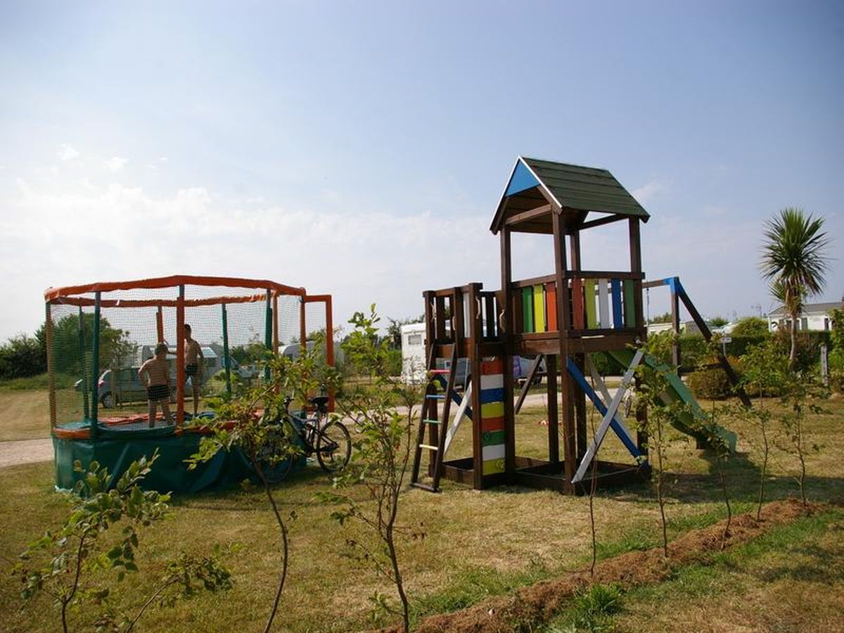PROPRIETAIREbarfleur-camping-indiana-11