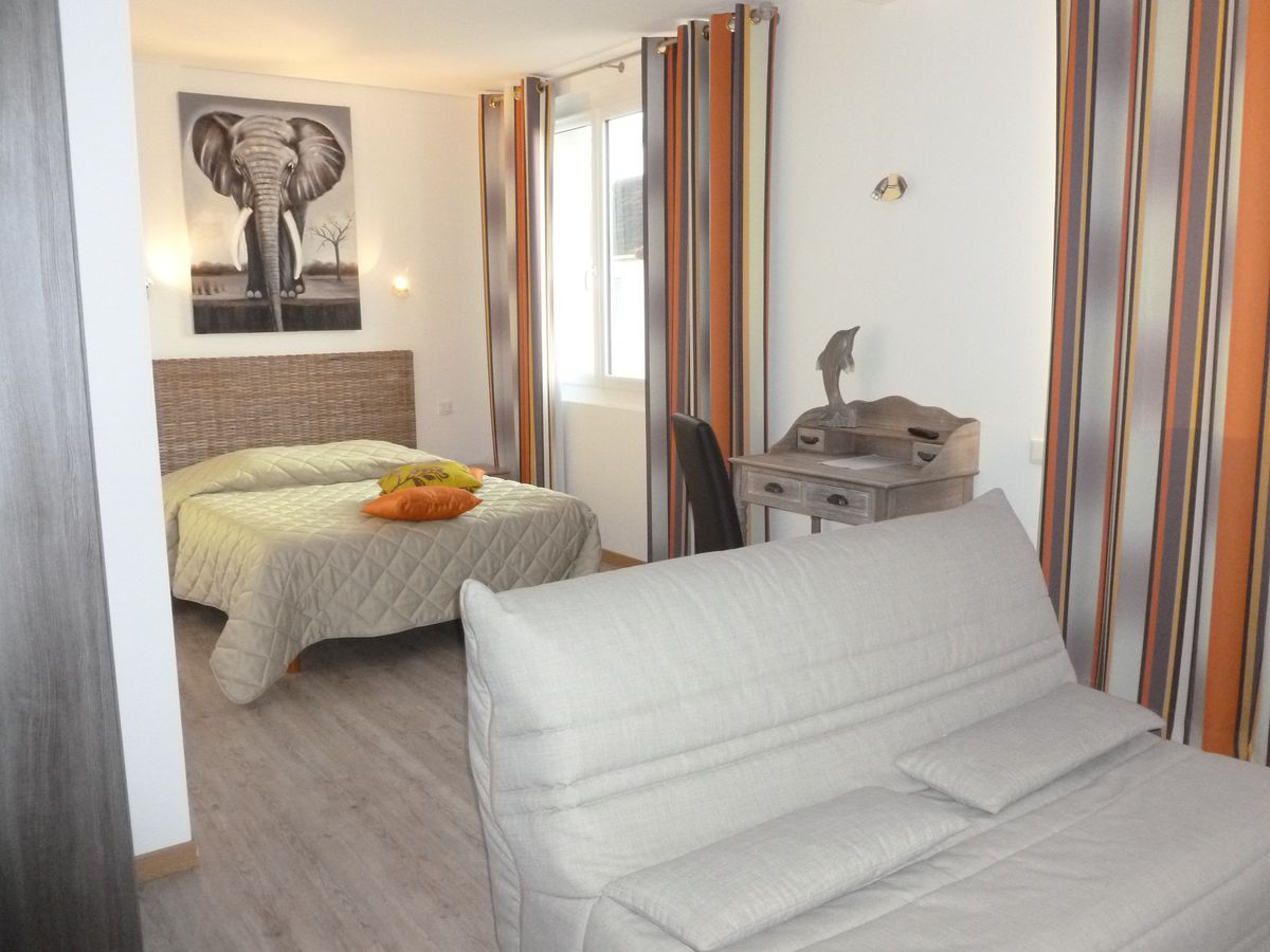 PROPRIETAIREbarneville-carteret-hotel-jersey-3