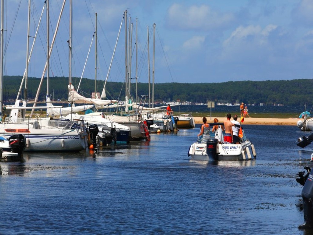 OT BISCAbateau-lac-port-biscarrosse