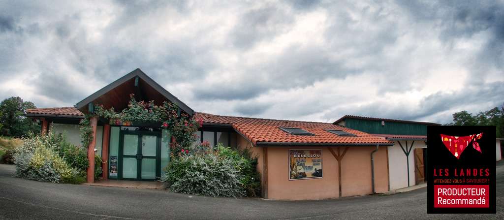 © Ferme Belesloubeleslou-facade--oloneo--2-TG