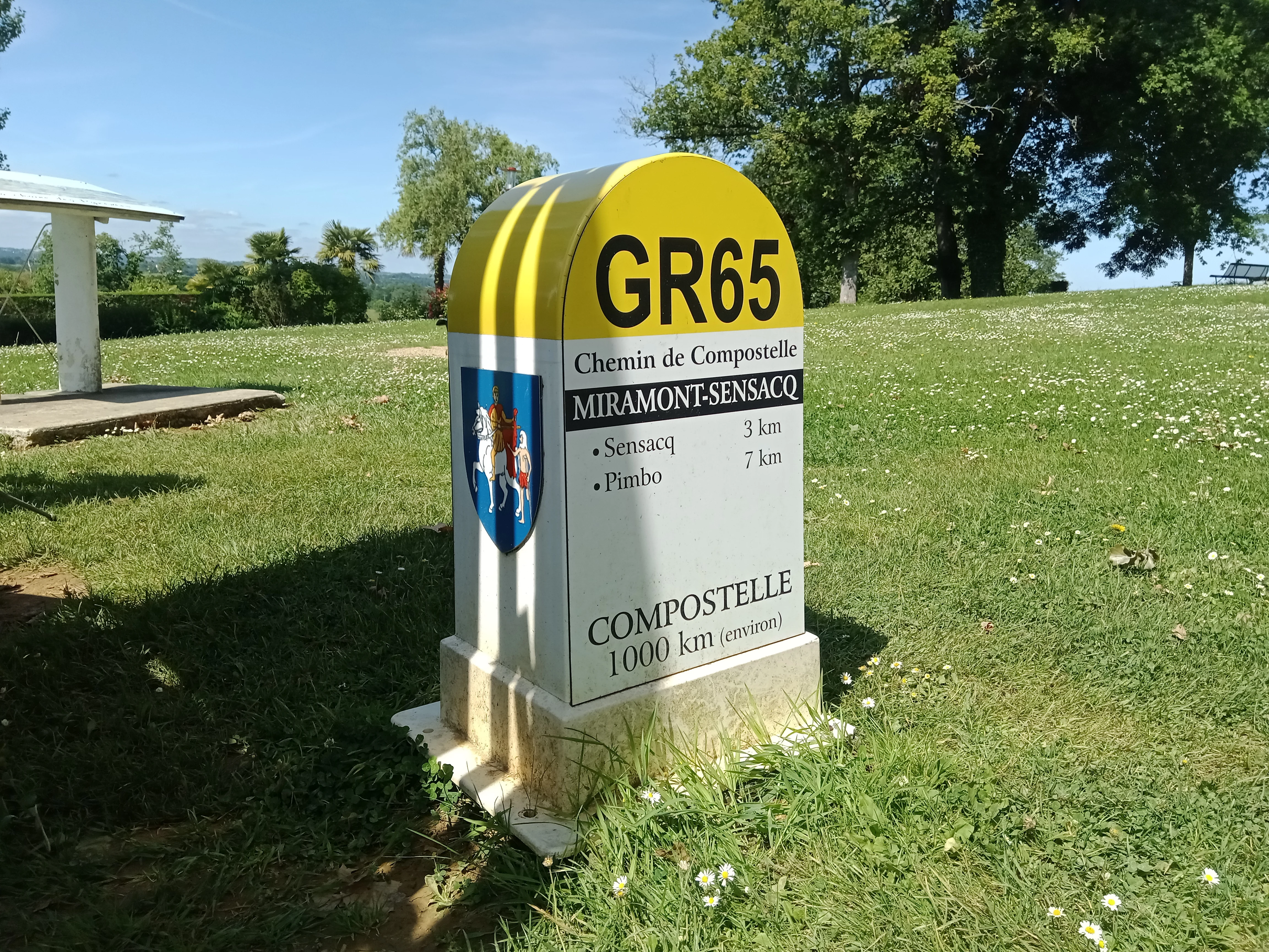 Borne Compostelle @ Miramont-Sensacq.jpg