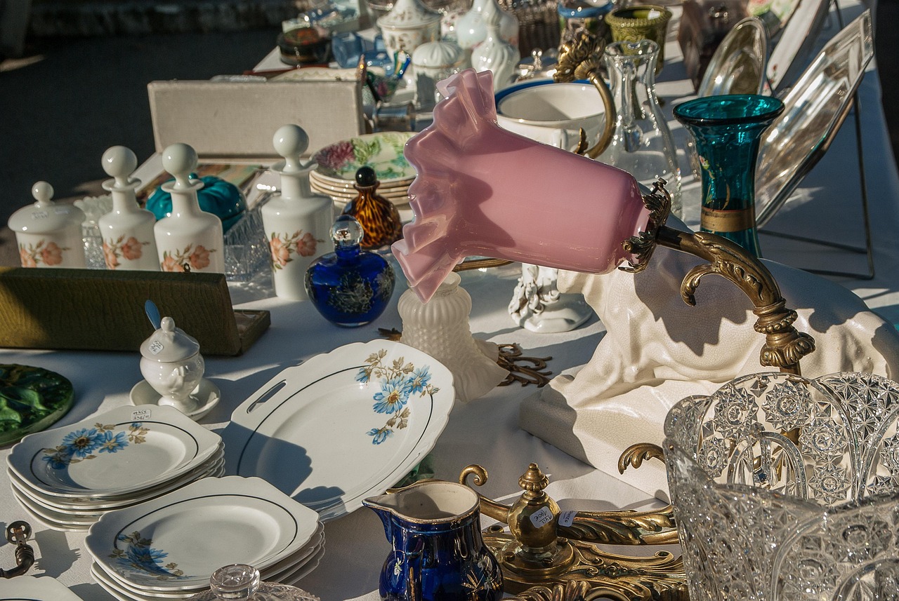 PixabayBrocante - Devay