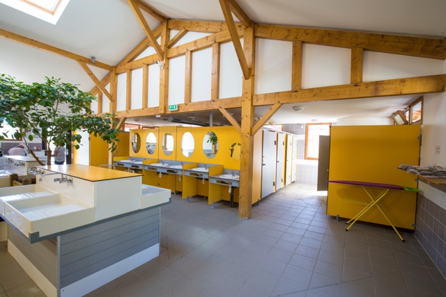 © camping des sourcescamping des sources