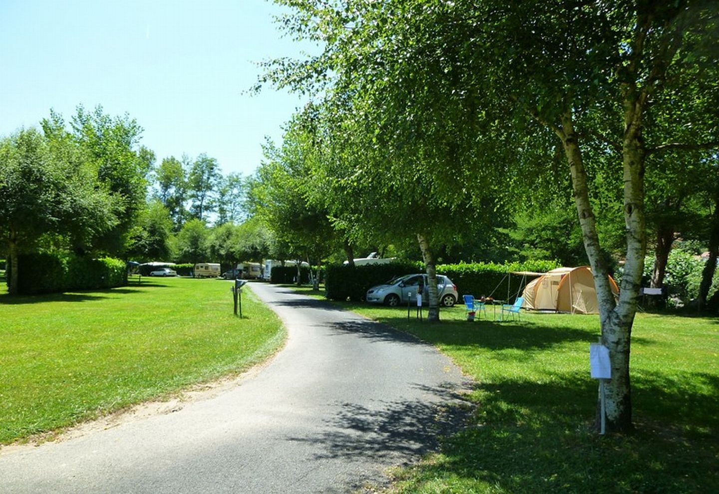 ©otgbCamping-irouleguy-municipal-emplacements-st etienne de baigorry©otgb
