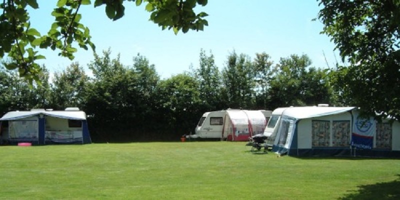 PROPRIETAIREcamping-la-bucaille-montgardon-1
