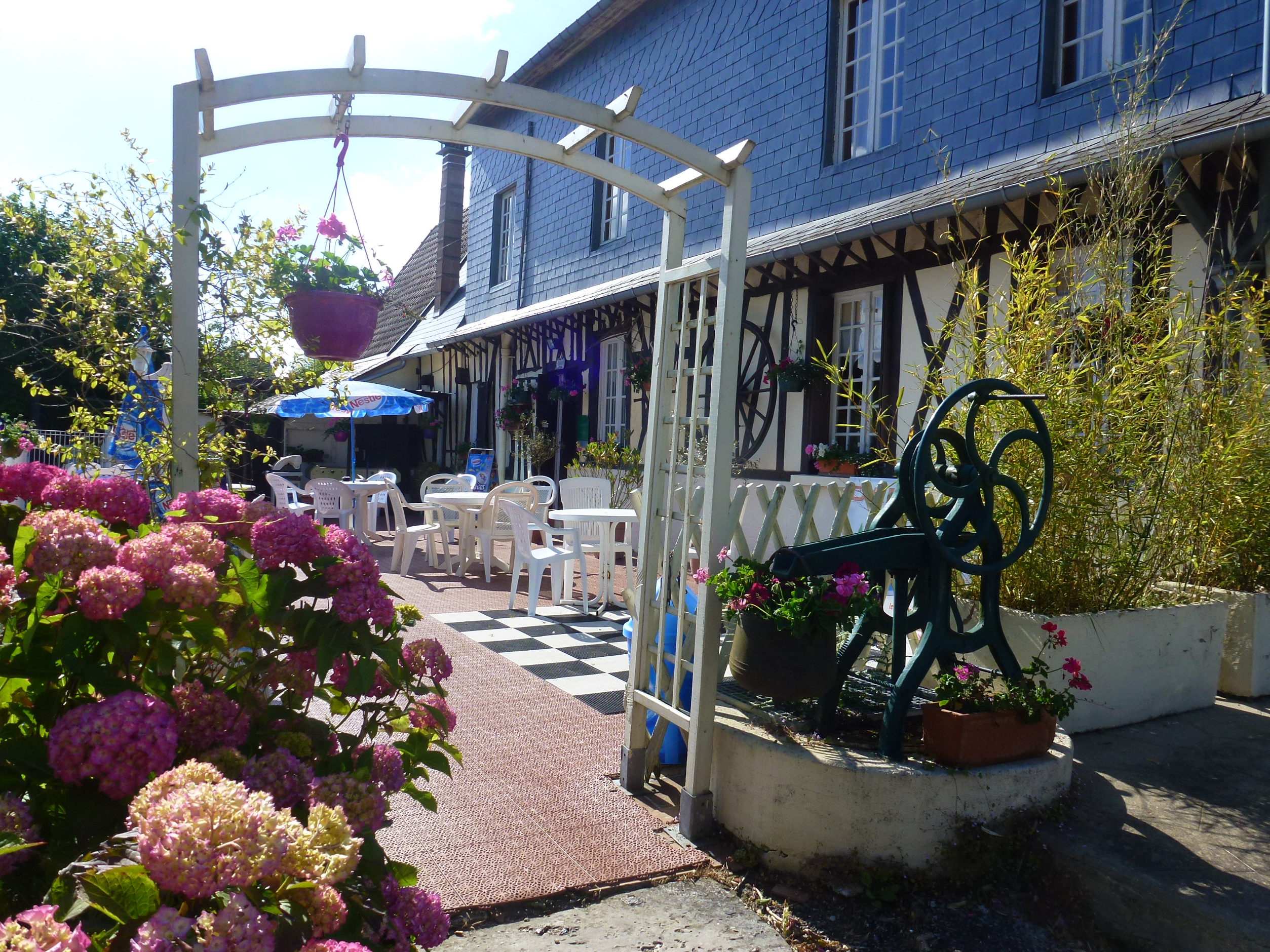 Camping Le Clos Normand - Bourg-Achard