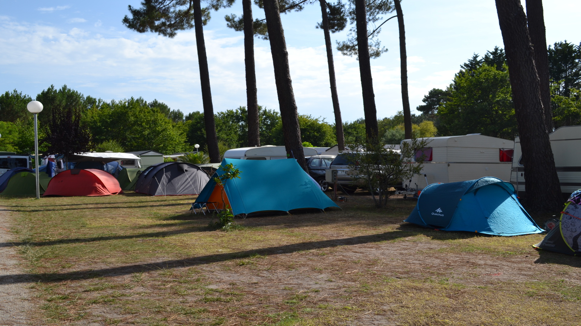 ©camping-les-echasses-emplacement2