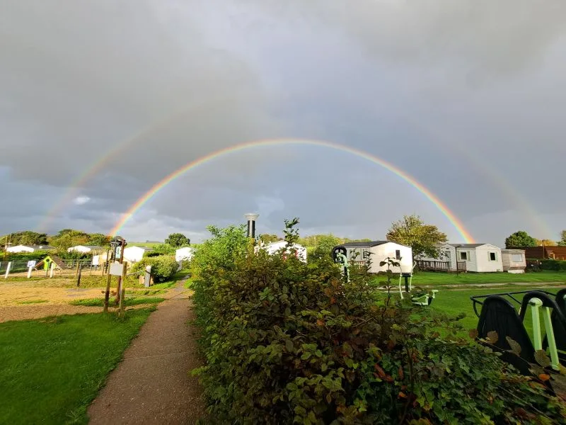 Camping Les Pommiers Saint-Léonard