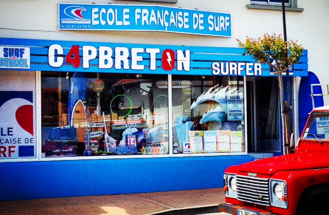 Capbreton SurferCAPBRETONSURFER-Capbreton-OTILAS