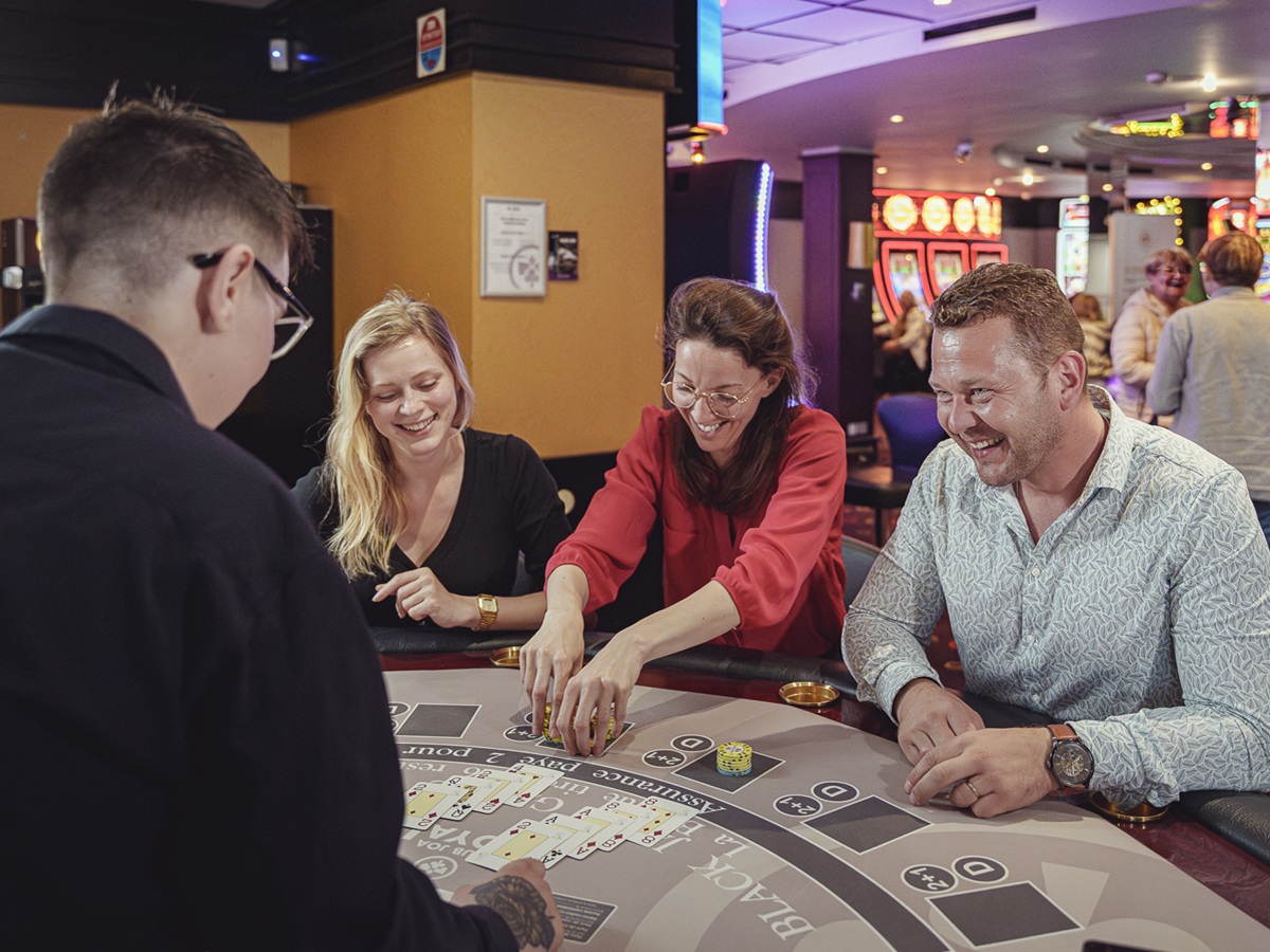 CLEMENT GAETAN @gcplyoncasino-JOA-jeux-groupe-Credit-Gaetan-CLEMENT