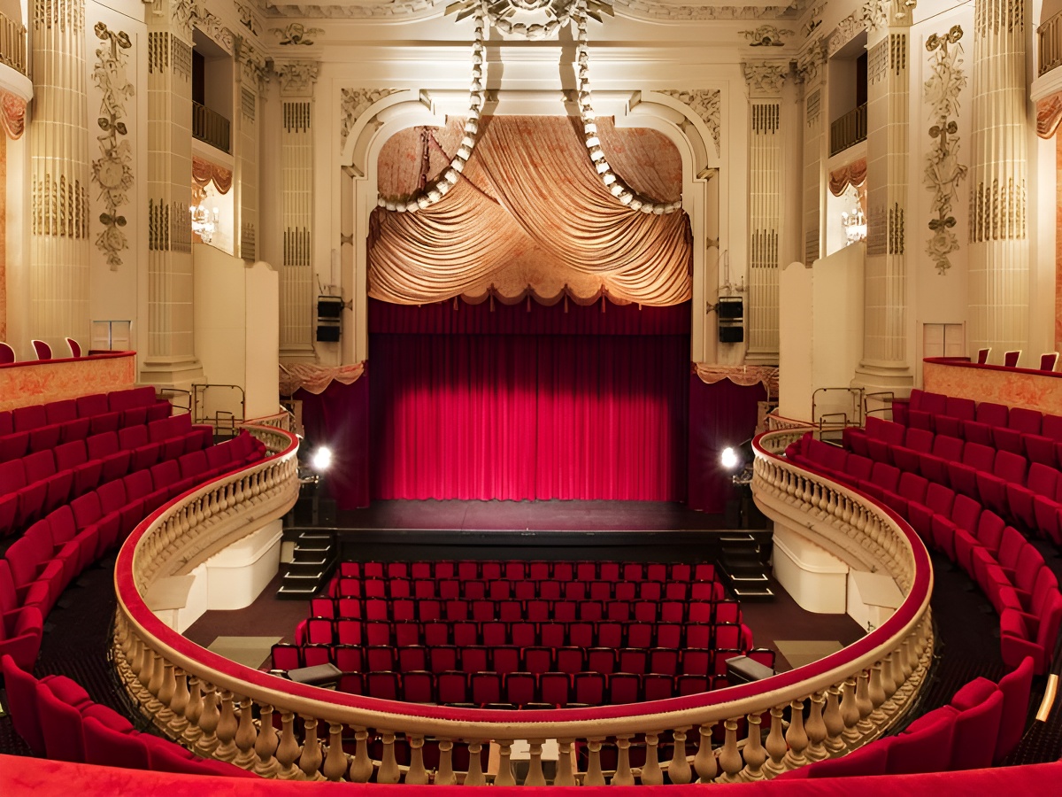Fabrice RambertThéâtre à l'italienne du Casino Barrière Deauville
