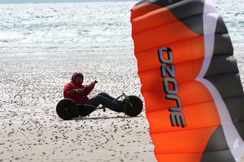 PROPRIETAIRECAVV-kite-buggy