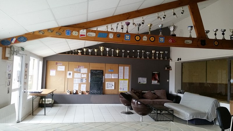PROPRIETAIRECentre-equestre-Agon-2