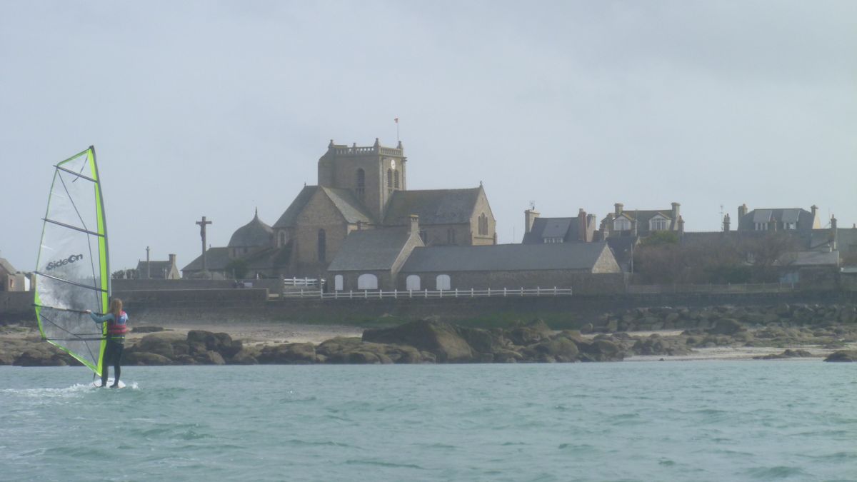 PROPRIETAIREcentre-nautique-est-cotentin-base-de-barfleur-7