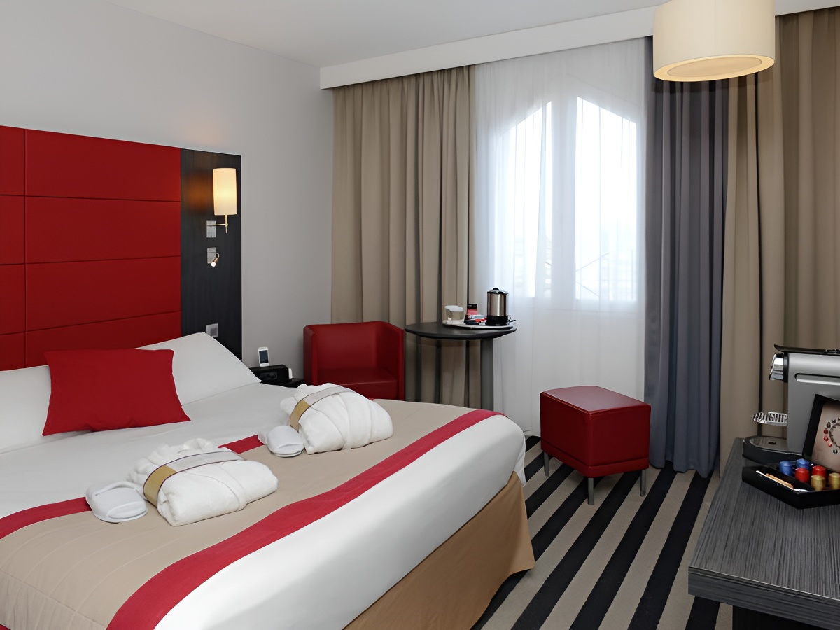 M. DesdoitsHôtel Mercure Honfleur - Chambre double