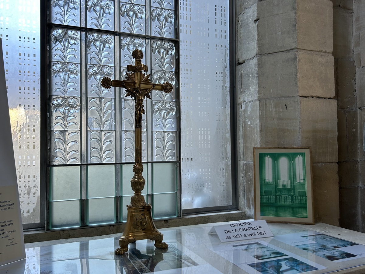 Orane Trinitéchapelle-lalique-croix-douvres