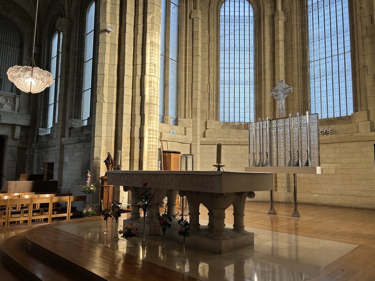 Orane Trinitéchapelle-lalique-interieur-recueil-douvres