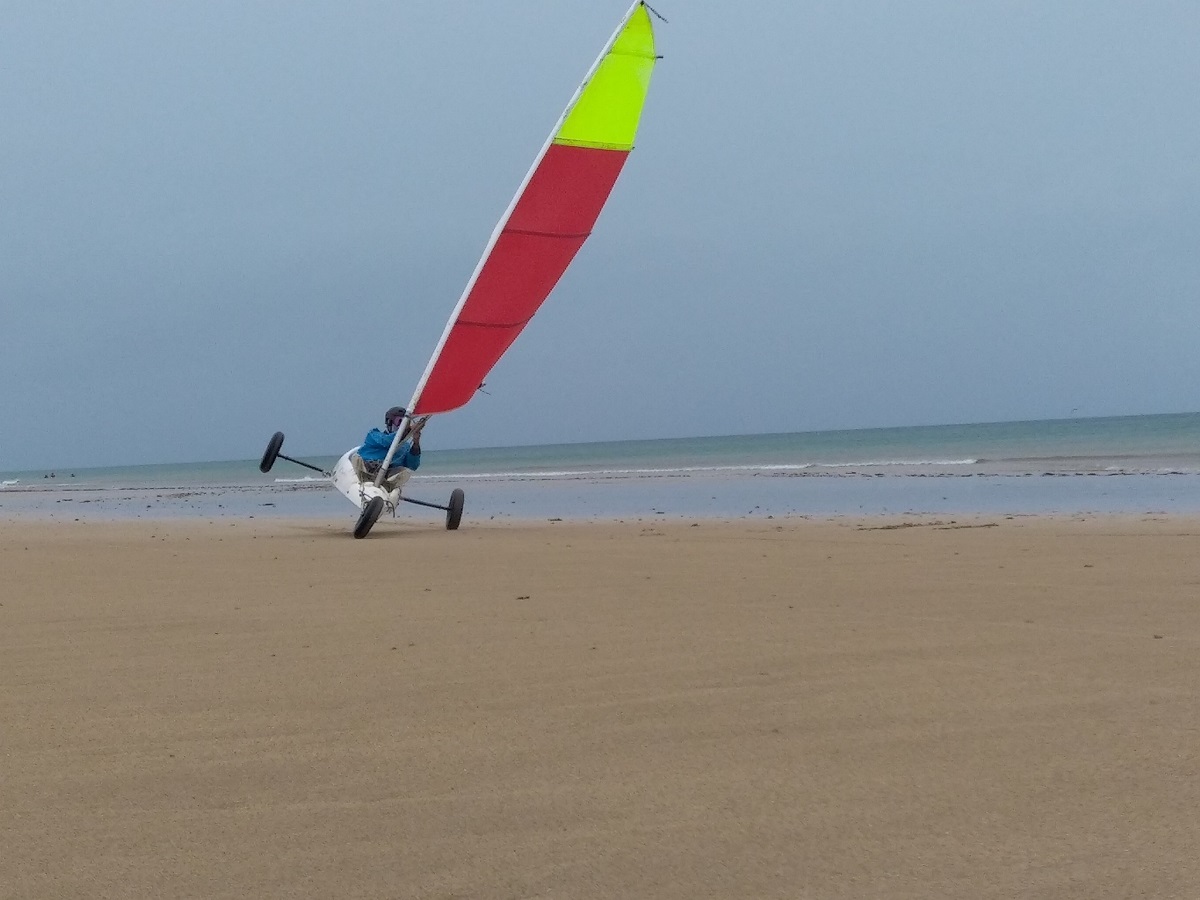 Luc Yacht Clubchar à voile LYC (2)