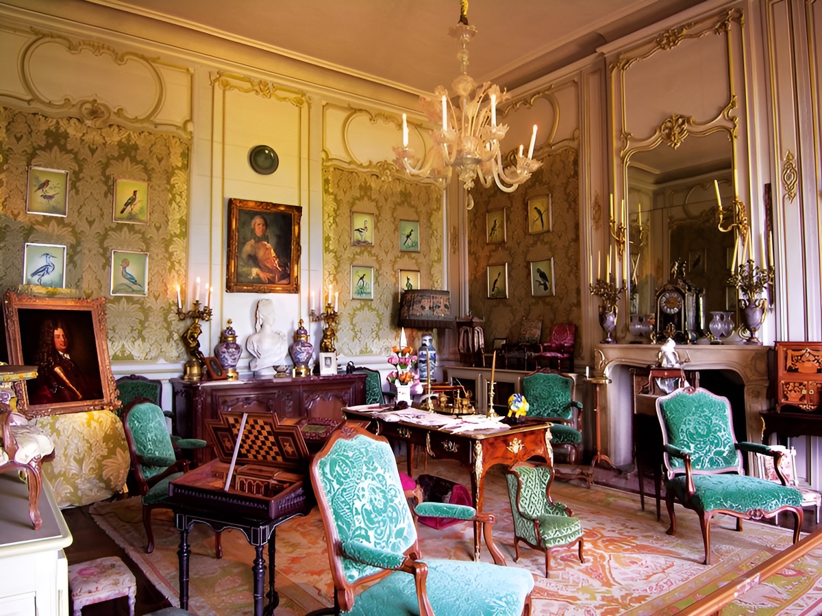 Château de VendeuvreChâteau de Vendeuvre, bureau